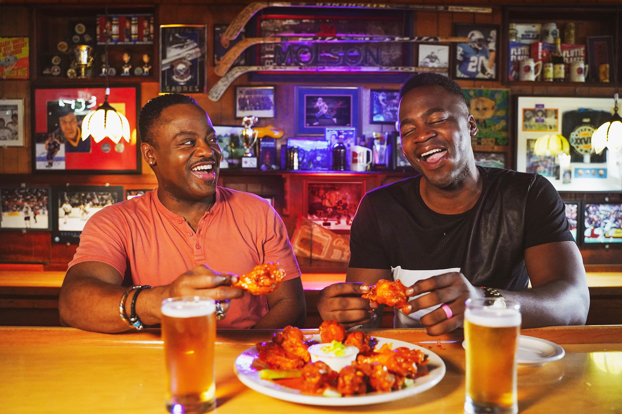 nine eleven tavern-photo by drew brown